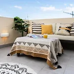 Duplex Penthouse With 3-bedrooms, 2 Sofa Beds And Terrace, Close To The Sea Apartment Gzira