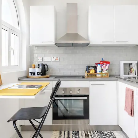 Apartment Duplex Penthouse With 3-Bedrooms And Terrace, Close To The Sea